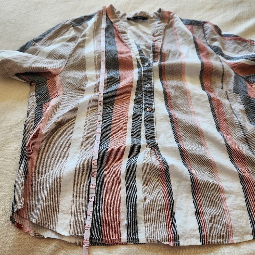Tahari linen blend striped pop over Women's size 1X - Picture 8 of 9